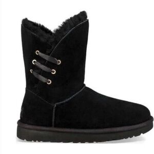 Ugg Constantine Genuine Shearling Lined Boots